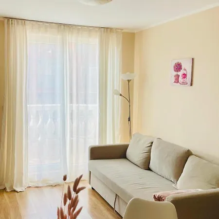 2 In Luxury Complex Sunny Apartment *