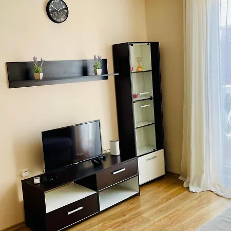 2 In Luxury Complex Sunny *