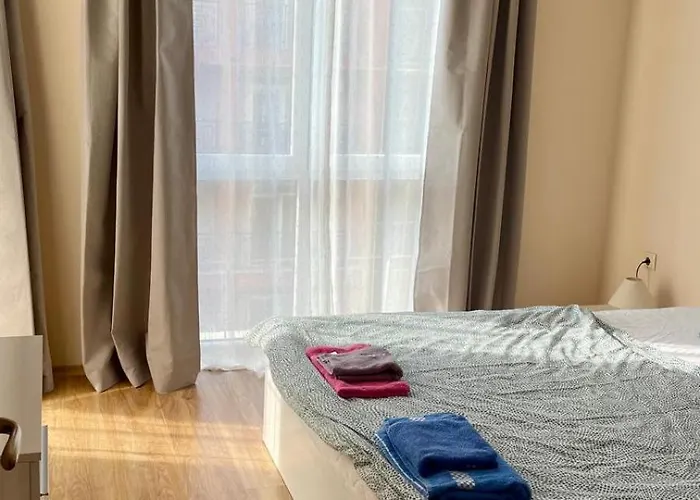 2 In Luxury Complex Sunny Апартаменти