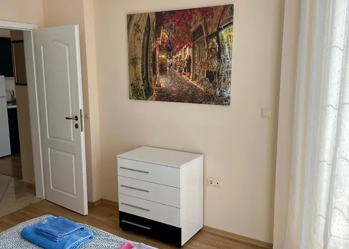 Апартаменти 2 In Luxury Complex Sunny Сонячний Берег